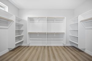2323 Lariat Lane 5.4.26 23