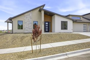 2323 Lariat Lane 5.4.26 40